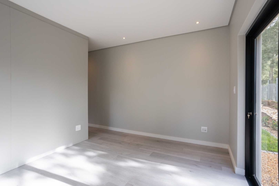 To Let 4 Bedroom Property for Rent in Val De Vie Estate Western Cape